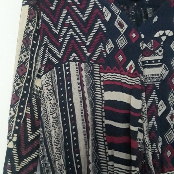 Lucky Brand Patterned High/low Top, 3/4 sleeve - Picture 4 of 4